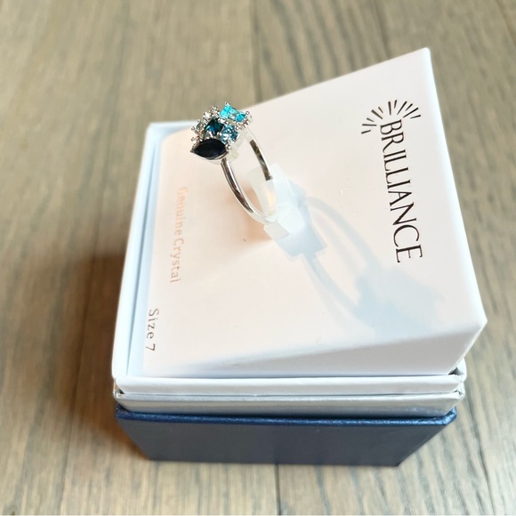 NWT 7, 8 silver and sea blue gem, genuine, crystal rings - Picture 5 of 7